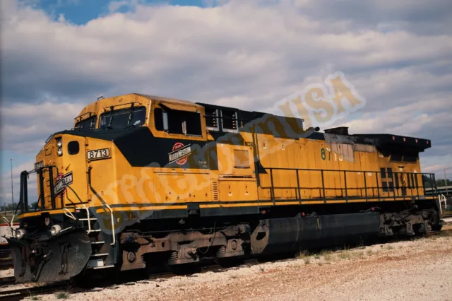 Vtg 2000 Train Slide 8713 CNW Chicago North Western Engine Kansas City KS X7B006