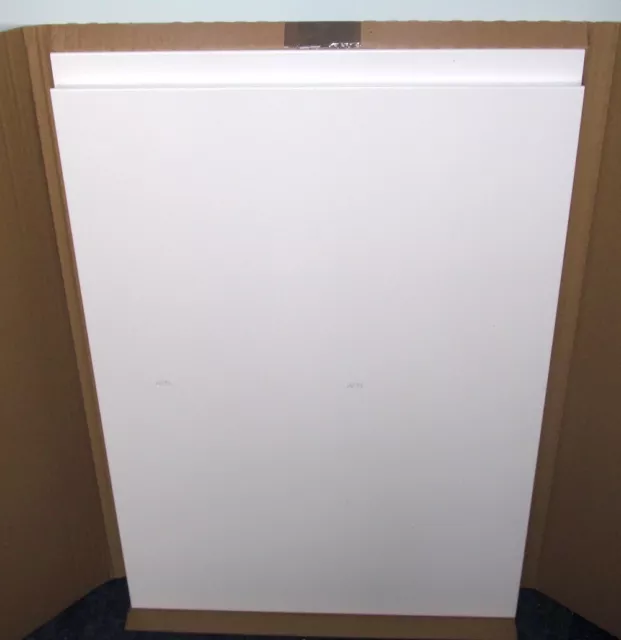WICKES MADISON Benchmarx Soho 400mm 40cm J Pull Cupboard Door