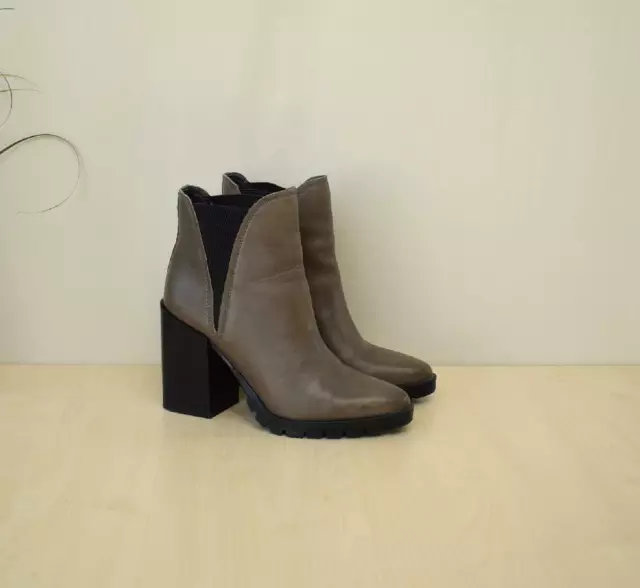 tolle Sam Edelmann High-Heel Stiefeletten Gr. 7 1/2  Gr. 38 Chelsea Kammie Boots