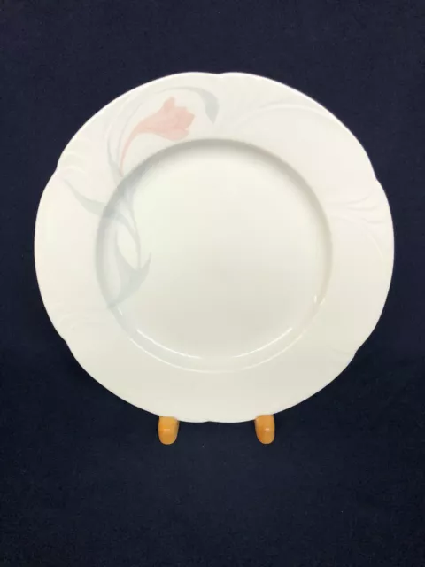 Lilien Porzellan "AUSTRIA" White Swirl - Round Serving Plate - 12 1/4" Platter