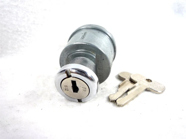LAND ROVER Series 2 2A 3 1956-85 LUCAS IGNITION Switch With Lock Barrel Keys