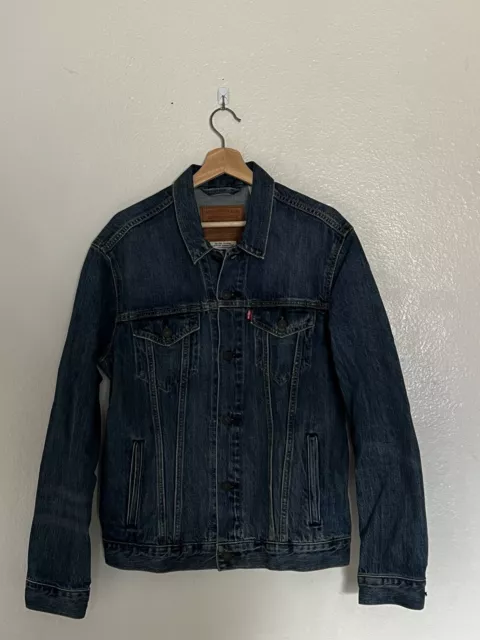 Levi's Premium Denim Button Jean Trucker Jacket - Medium Wash Size L