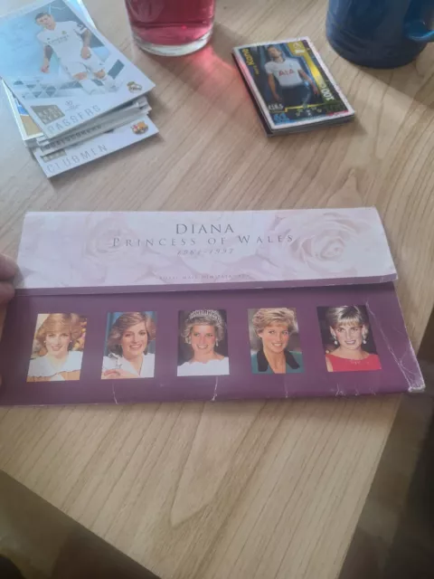 2 X DIANA Princess Of Wales 1961-1997 ROYAL MAIL MINT Commemorative Stamps