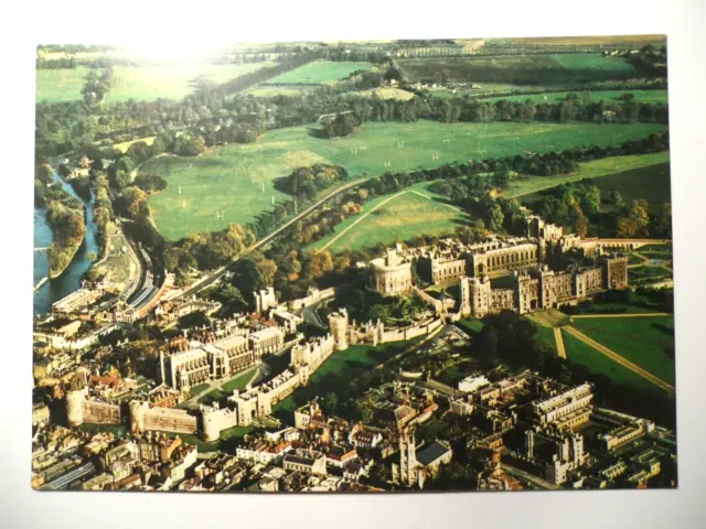 Stampmart : England Gb Uk Windsor Castle Pitkin Pictorial Unused Postcard