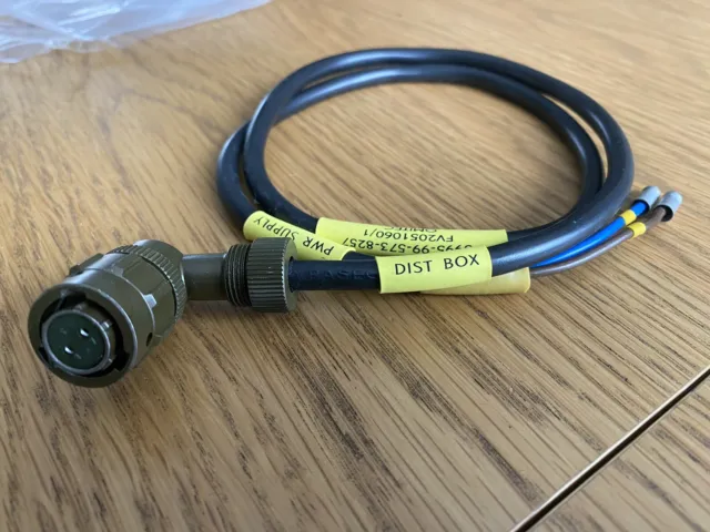Clansman Military Radio Land Rover  Ffr  2-Pin Power - Cable New