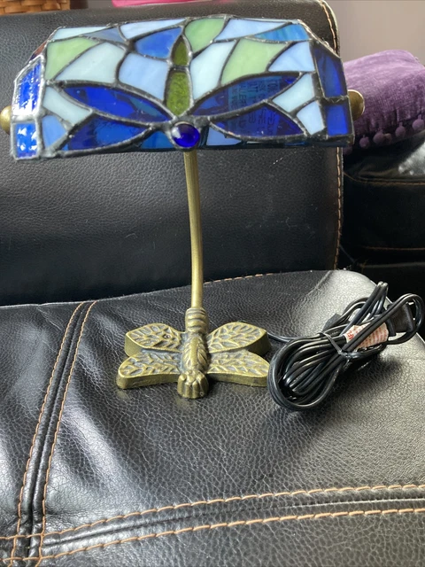 Stained Glass Tiffany Style Dragonfly Desk Lamp