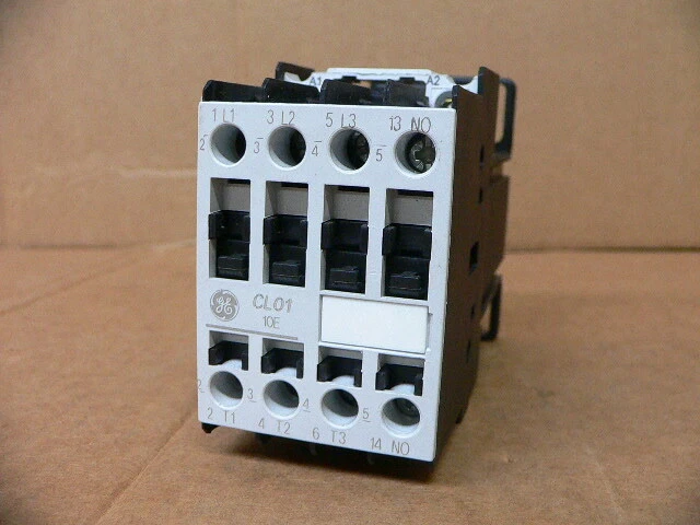 GE General Electric CL01D310T Contactor Relay