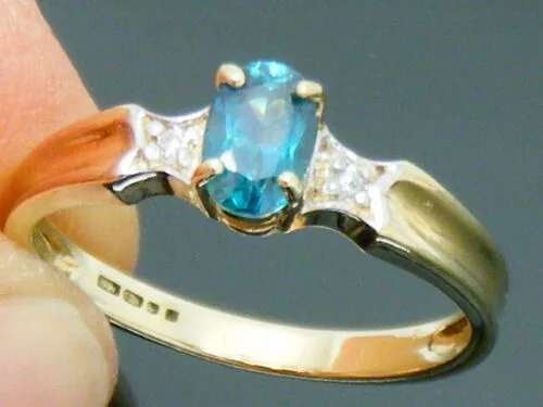 9ct Gold Blue Topaz & Diamond Hallmarked Ring size N