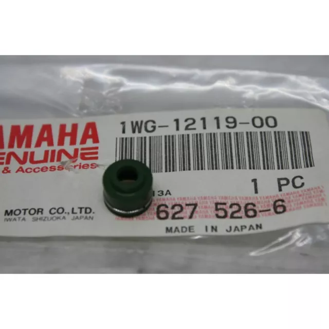 Paraolio valvola Valve stem seal Yamaha Skyliner 125 98 Majesty 125 99 Genesis