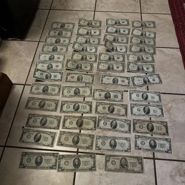 Large lot of silver certificates an FRN $321 face value