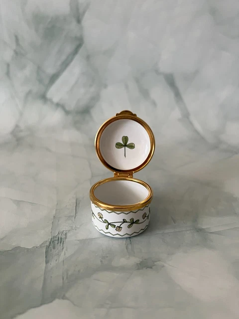 Vintage Clover Floral Hand Painted Staffordshire Enamels Trinket Pill Box Irish