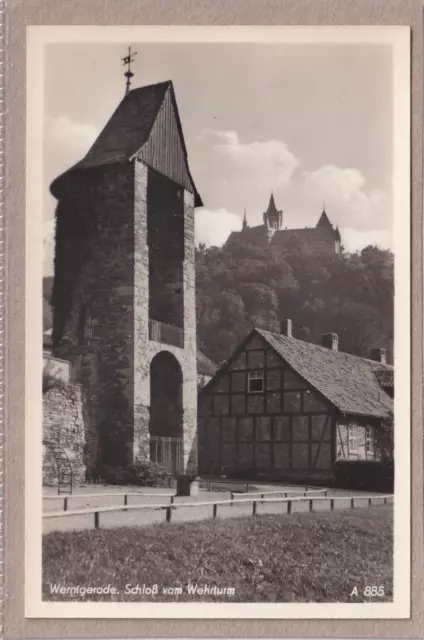 Ansichtskarte Wernigerode/Harz - Blick auf den Wehrturm und das Schloss - s/w