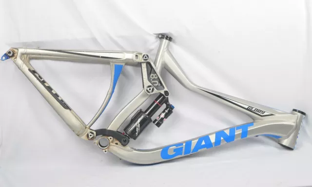 Giant 8.0 2025