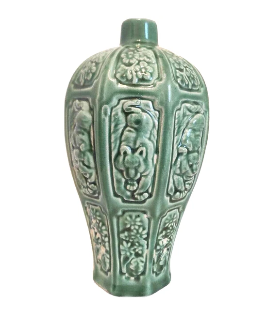 Green Glazed Majolica Porcelain Jug Relief Motifs Stalking Tigers Flowers Cork
