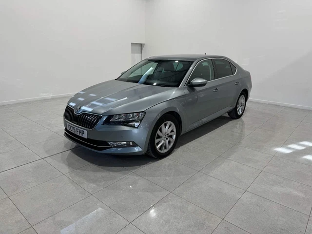 2019 Skoda Superb 2.0 TDI SE Technology Euro 6 (s/s) 5dr HATCHBACK Diesel Manual