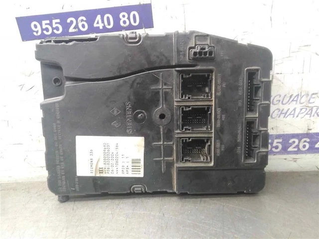 BOITIER FUSIBLES RELAIS Renault SCENIC II 1.5 dCi D (82 CV) 8200309690