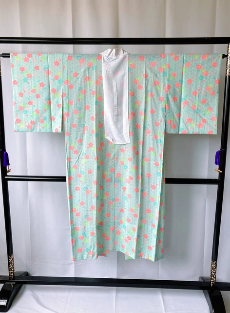 Vintage Japanese Juban kimono - Women's NagaJuban Kimono Robe