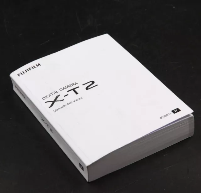 FUJIFILM DIGITAL CAMERA X-T2 INSTRUCTION BOOKLET in ITALIAN MINT USED