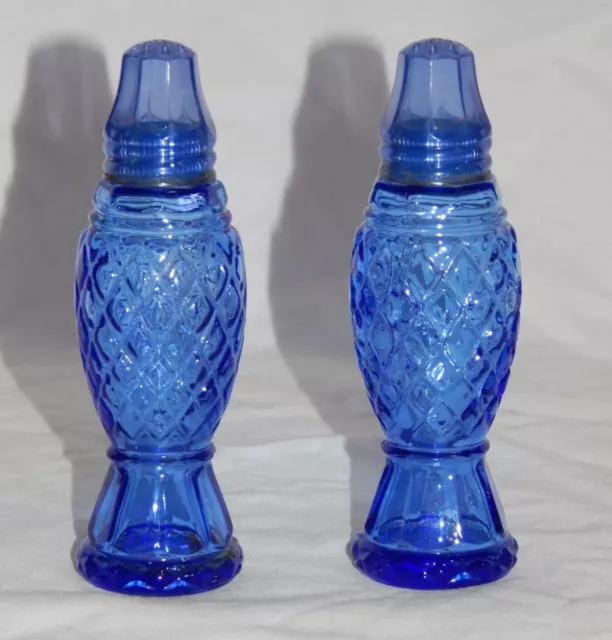 Vintage Avon Cobalt Blue Pressed Glass Salt & Pepper Shakers with lids 3