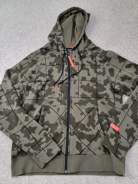 NIKE LEBRON BASKETBALL CAMO FLEECE FULL ZIP HOODIE AT3913-325 Med. Rare UK