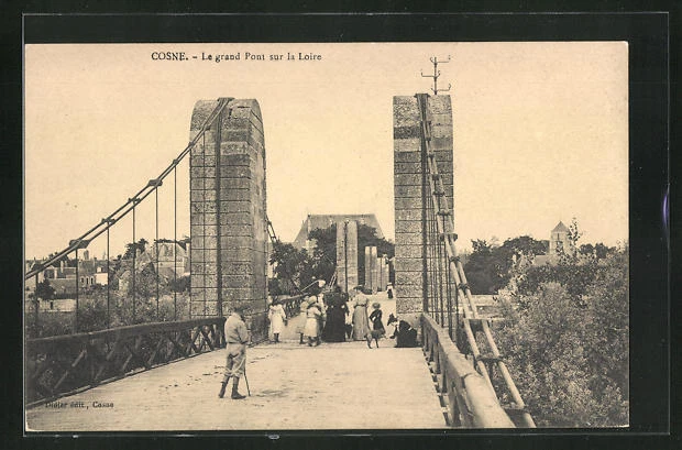 CPA Cosne, le grand Pont sur la Loire