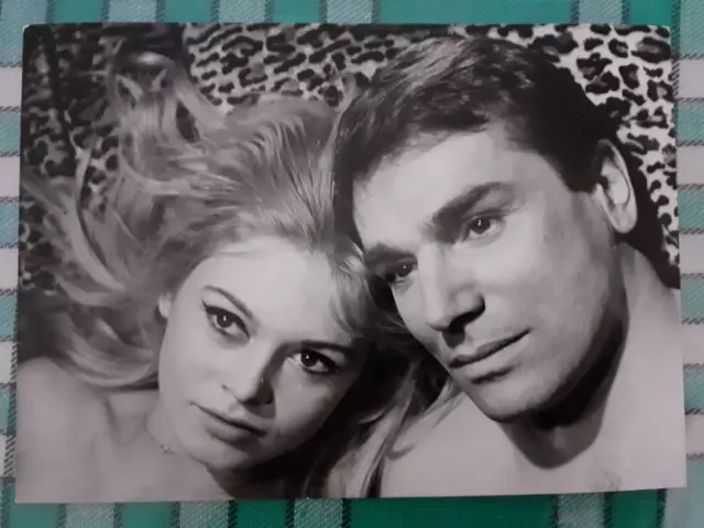 Rare photo originale de presse ( Cinémonde ) Brigitte Bardot et Robert Hossein