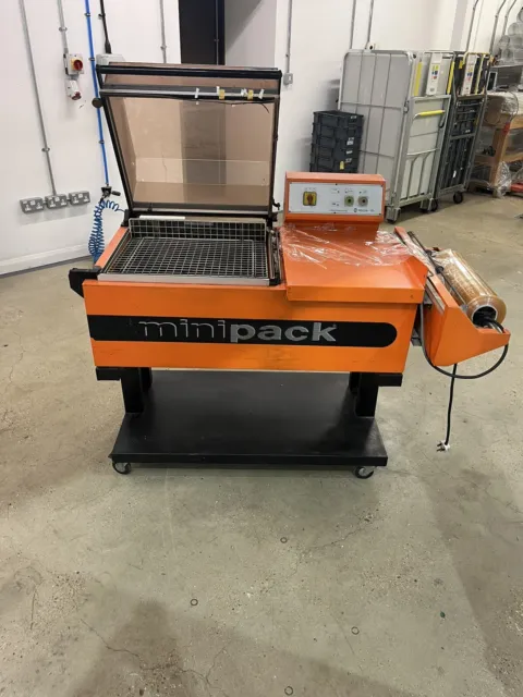 Minipack shrink wrapper with shrink wrap