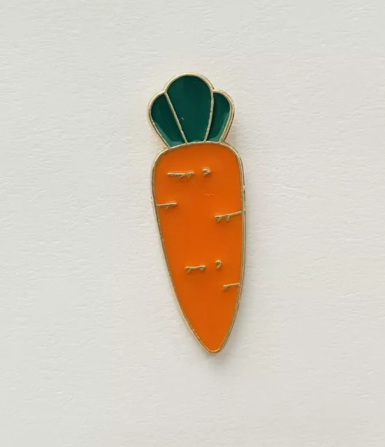 Carrot Enamel Metal Pin Badge Fun Bag School Gift Stocking Filler Veggie