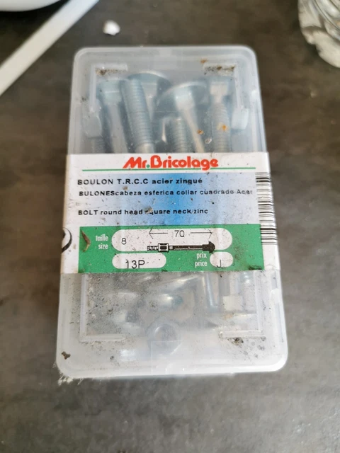 Boîte boulon TRCC acier zingué boulon +écrou 8x70 (13 pièces)