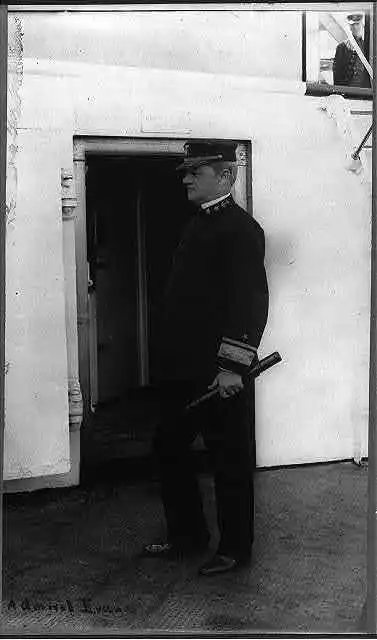 Photo:Rear Admiral Evans