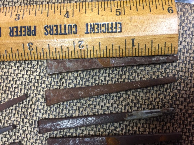 40 square head nails 2 1/2 Inches Long 4