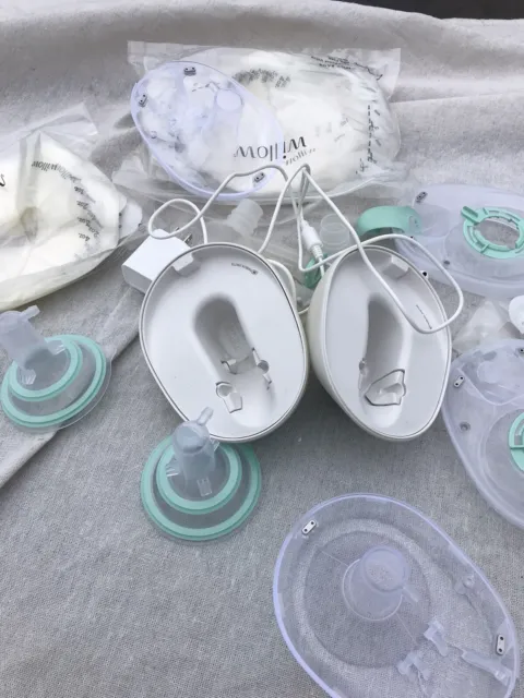 Willow 24 mm Gen 3 Wearable Double Electric Breast Pump Set + Supplies Parts Lot