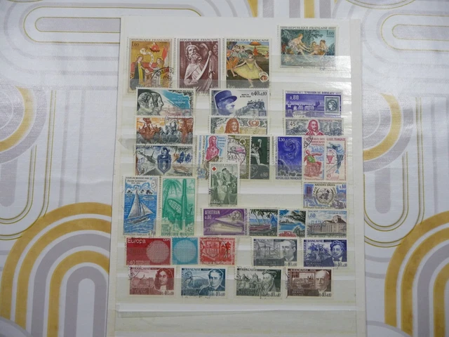 Lot De 18 Timbres France Oblitérés – Années 1976 à 1980 – 4 Pages