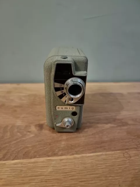 Excellent 1950's Eumig Electric 8 Cine Camera Original Condition + Leater Case 2