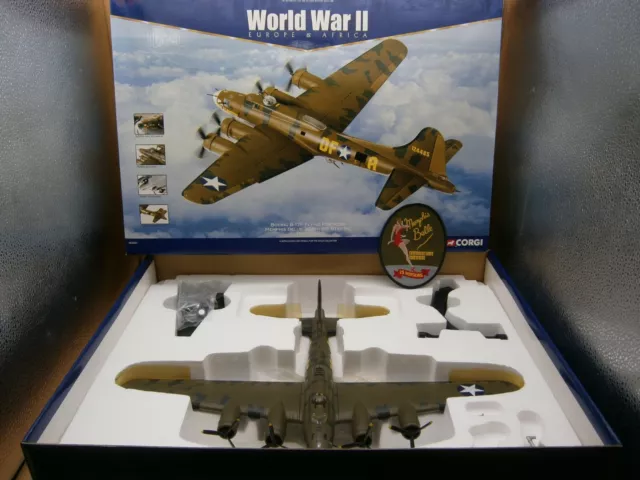 CORGI AIRCRAFT 1/72 AA33301 BOEING B-17F FLYING FORTRESS 'MEMPHIS BELLE' -flaws-