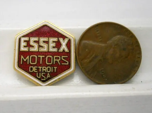 1919 ESSEX MOTORS DETROIT Gold Collectable Logo Car Token Medallion 3/4 x 5/8