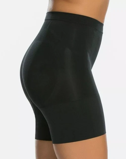 DEAL! NWOT! SPANX SZ M On Core Black Compression Spandex Shorts SS6615
