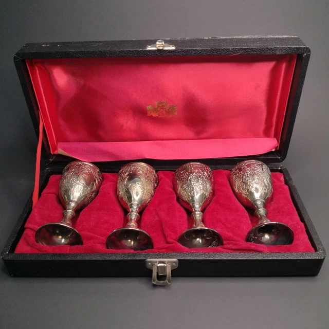 Vintage Corbell & Co. Set Of (4) Silverplated Mini Liquor Goblets In Hard Case