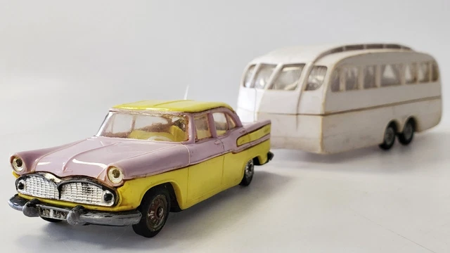 ANCIENNE VOITURE MINIATURE Simca Chambord Caravane Henon Norev