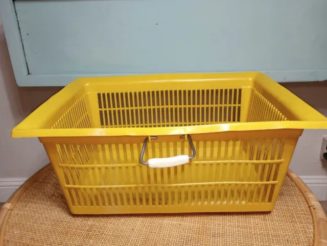 Vtg Plastic Laundry Basket Yellow Square Wire Handle RARE Retro 70’s
