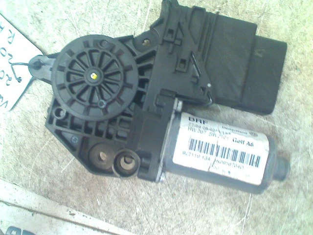 Moteur Lève-vitre Arrière Droit Volkswagen Touran II - Réf 5K0959704A, Occasion Bon état