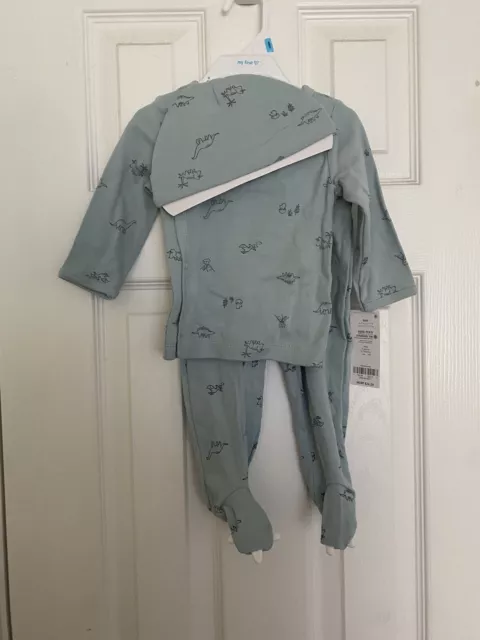 NWT Carters 2-piece Dinosaur Set Baby Boys Size 6M 6 Months Light Aqua Color