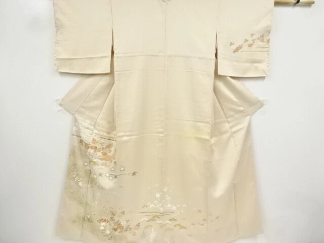 42526# Japanese Kimono / Antique Kimono / Embroidery / Pine & Kiku With Mapl