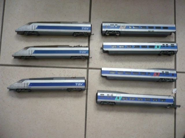 Lot De 9 Peintures Vallejo Steam Locomotive AM960 – Réf 73099, Pour Maquettistes, Bon état