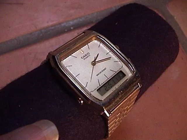 vintage mens casio aq305 digital analog quartz watch gold tone