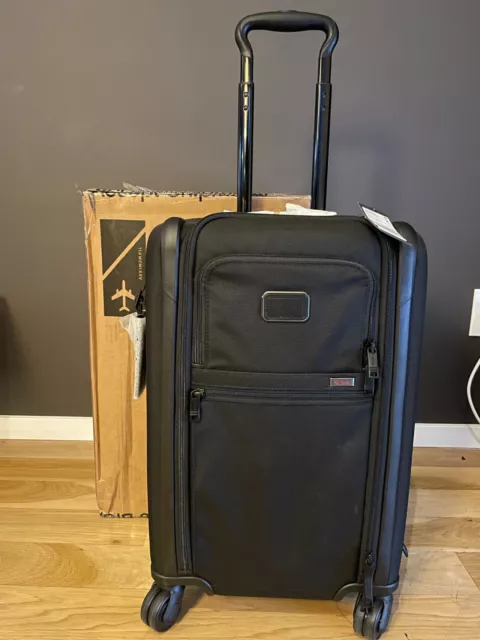 Tumi Alpha 3, 22" International Expandable 4 Wheeled Carry-On, Black 1171541041