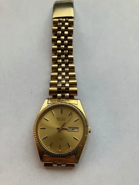 VINTAGE SEIKO MENS Gold Wrist Watch Excellent condition. Serial Number ...