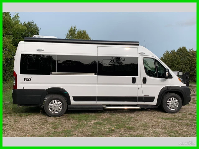 2021 Roadtrek ROADTREK Play Used 2021 Roadtrek ROADTREK Play Used