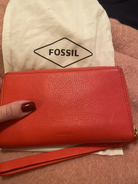 Fossil Red Wallet/phone Case Leather Brand New With Tags RFID Protection