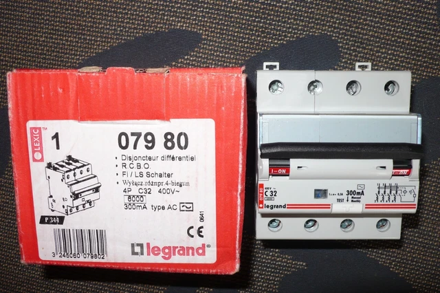 Legrand 410716 Disjoncteur différentiel DX3 1P+NG C32 4500 AC 30MA AU